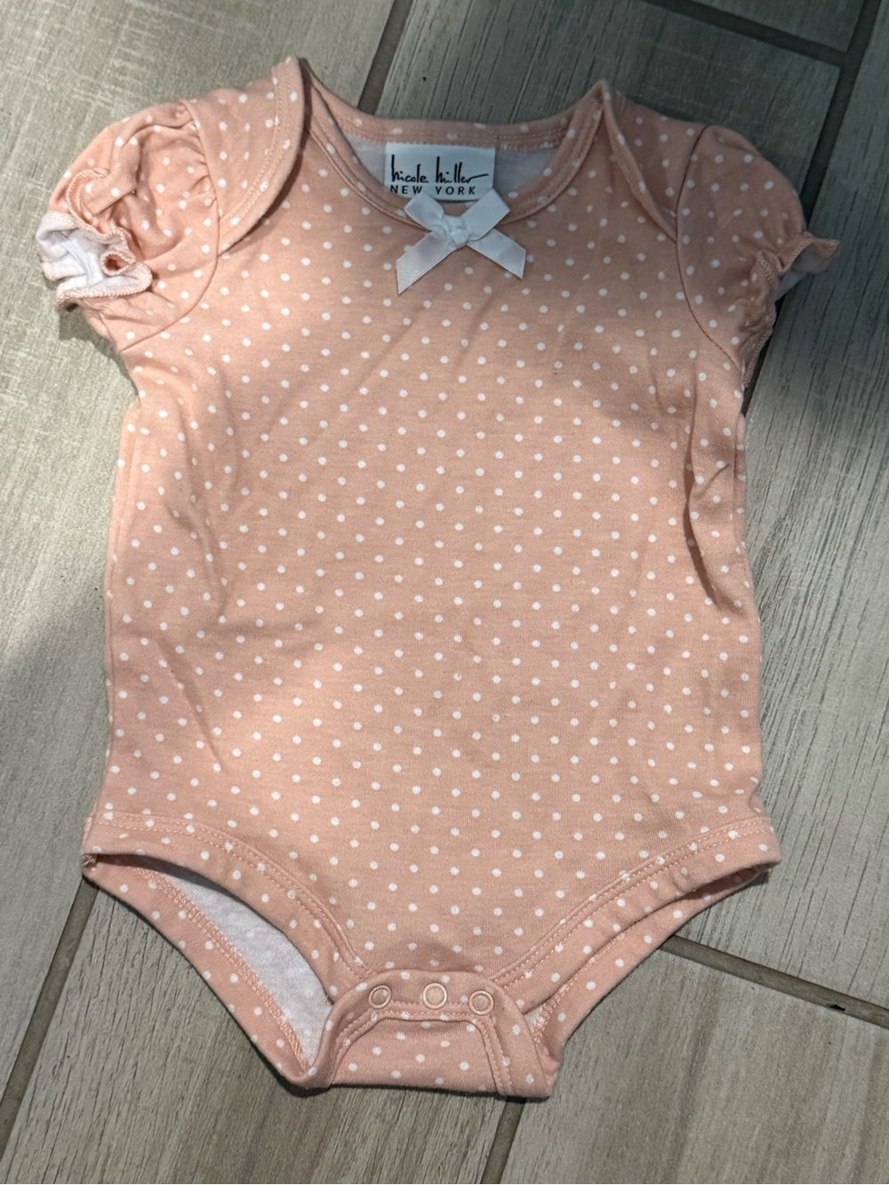 Nicole Miller Pink Polka Dot Baby Onesie set size 3/6 M GUC